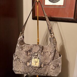 Michael Kors Elegant Snakeskin Shoulder Bag